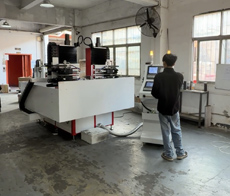 多米数控双面同时钻孔攻